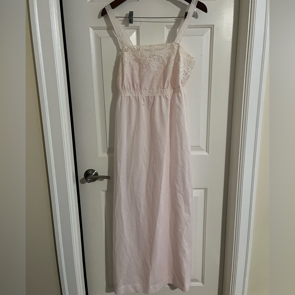 Vintage Jean Christophe Elegant Lace Trim Pink Nightgown Size Small